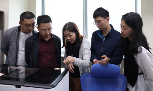 说明: 说明: F:\教科室\教科室文件\教师工作室资料\郑果名师工作室\2019照片\2019.9.20成都劲园\DIJA4441.JPG